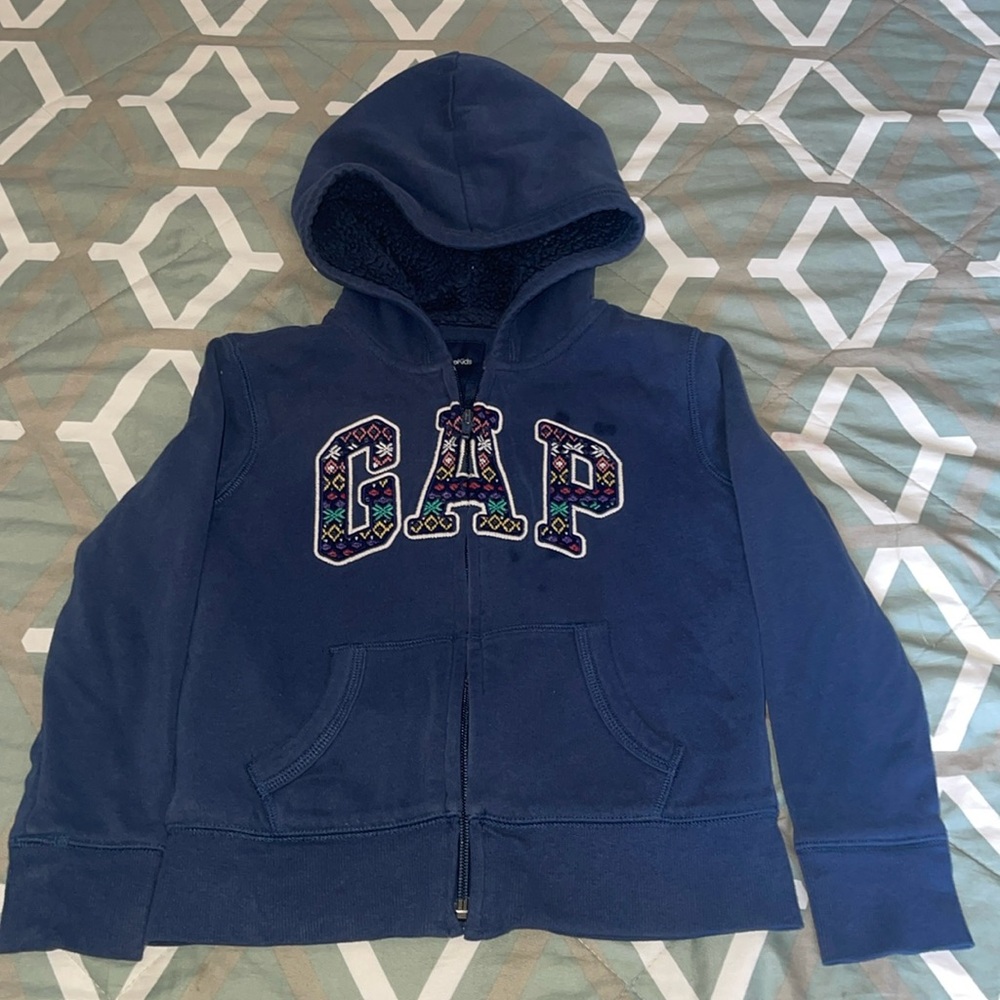 GAP  sweater for girls, 
Small size 6-7